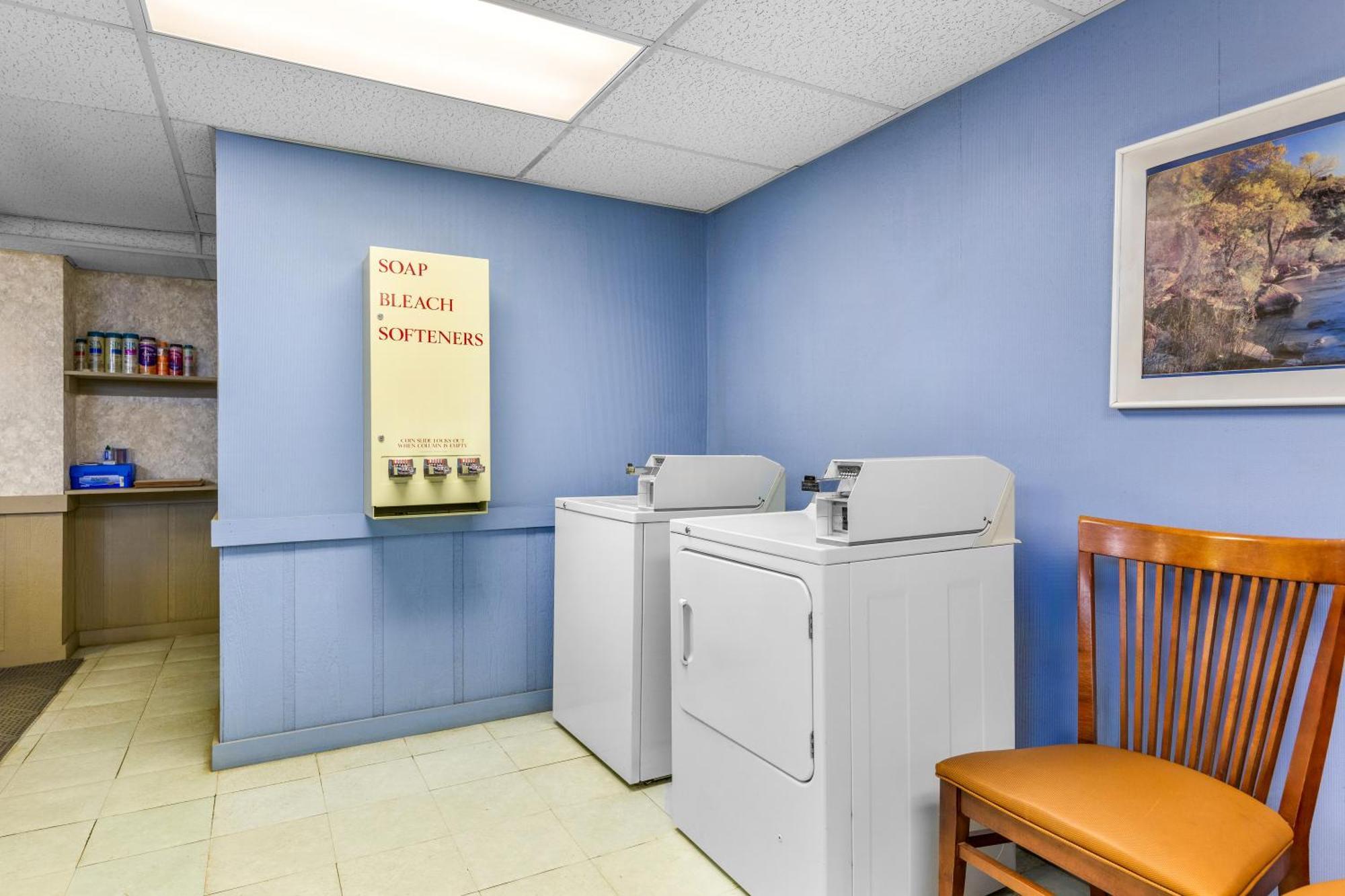 Americas Best Value Inn Belleville Dış mekan fotoğraf